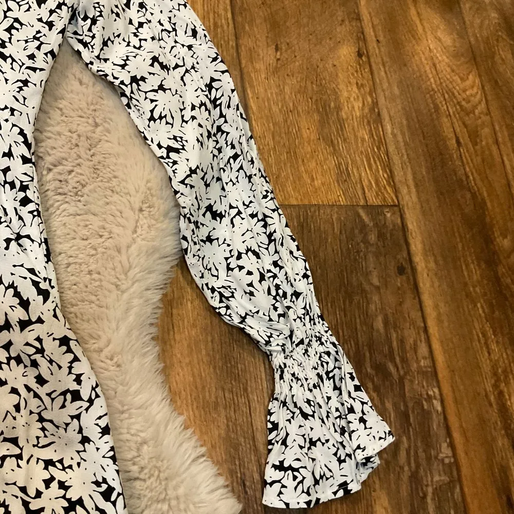 NA-KD Mini Frill Dress 32 XXS Frill Neck‎ Tie Long Sleeve Floral Black White - Image 6