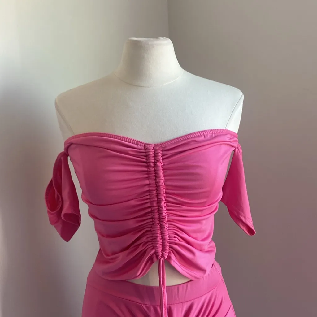 BOOHOO Off-Shoulder Ruched Two-Piece Skirt Set Womens Sz 12 Pink Stretch - Image 3
