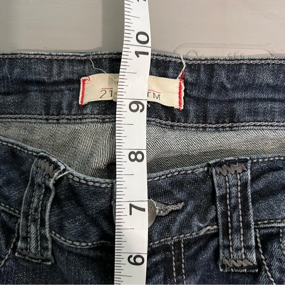 2.1 denim distressed straight leg jeans in size 27 - Image 8
