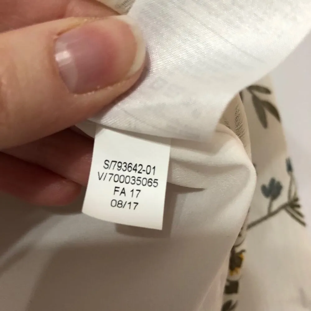 Banana Republic Cream Floral Bell Sleeve Blouse Women XS Tiered Romantic Cottage - Image 8