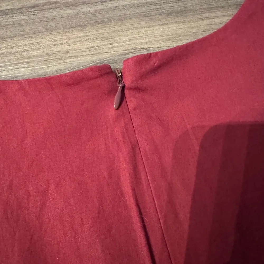 J. Crew Burgundy Red Jeweled Neckline Short Sleeve Blouse Top - Size 4 - Image 5