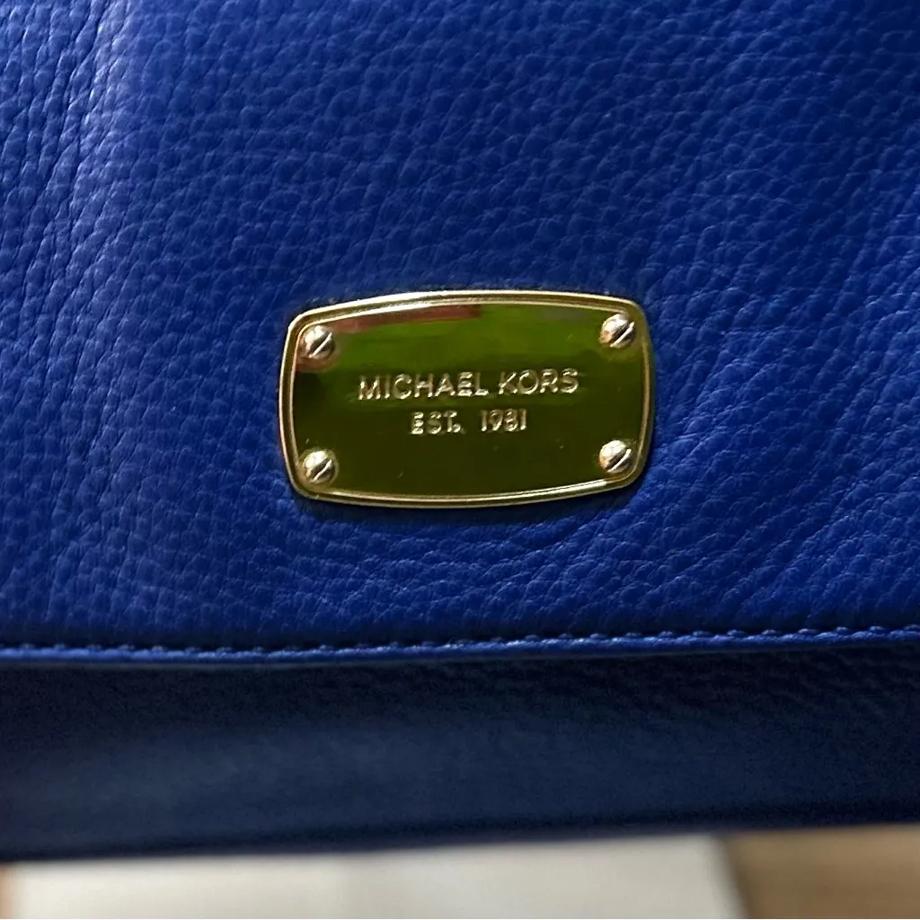 Michael Kors Jet Set Chain Shoulder Bag; electric blue - Image 2