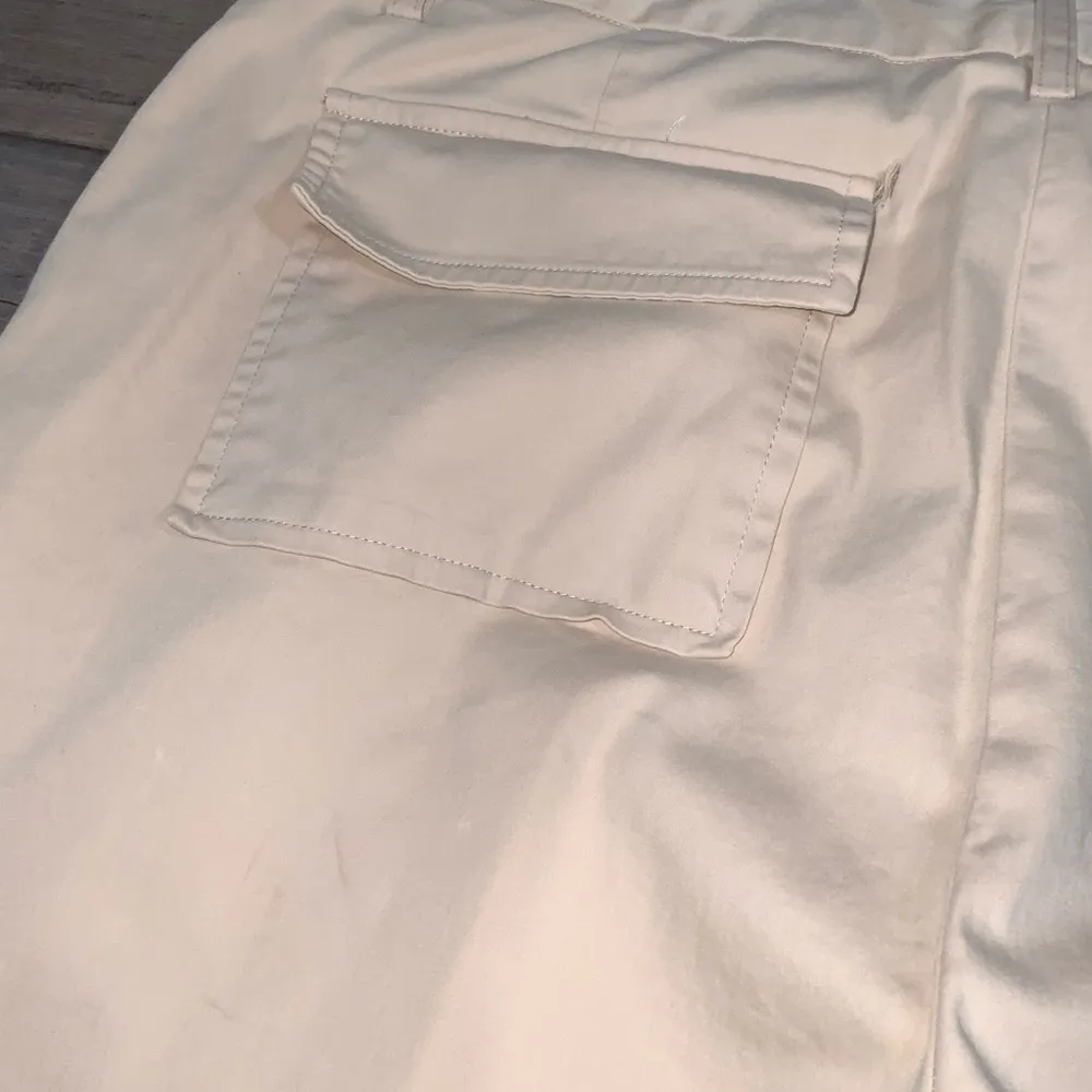 Karen Kane Cream Cotton With Pink Floral Embroidery Straight Leg Casual Pants 14 - Image 7