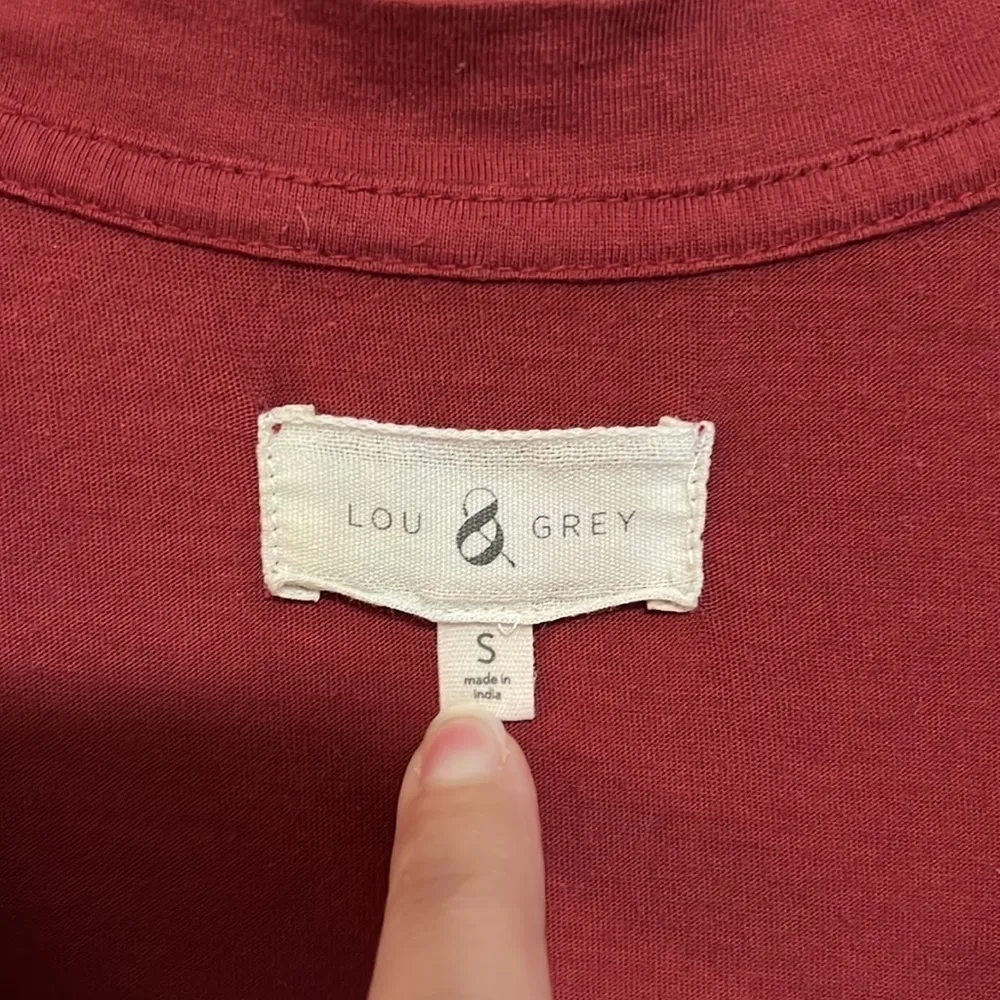 Lou & Grey Reddish/Orange V Neck T Shirt Size Small - Image 4