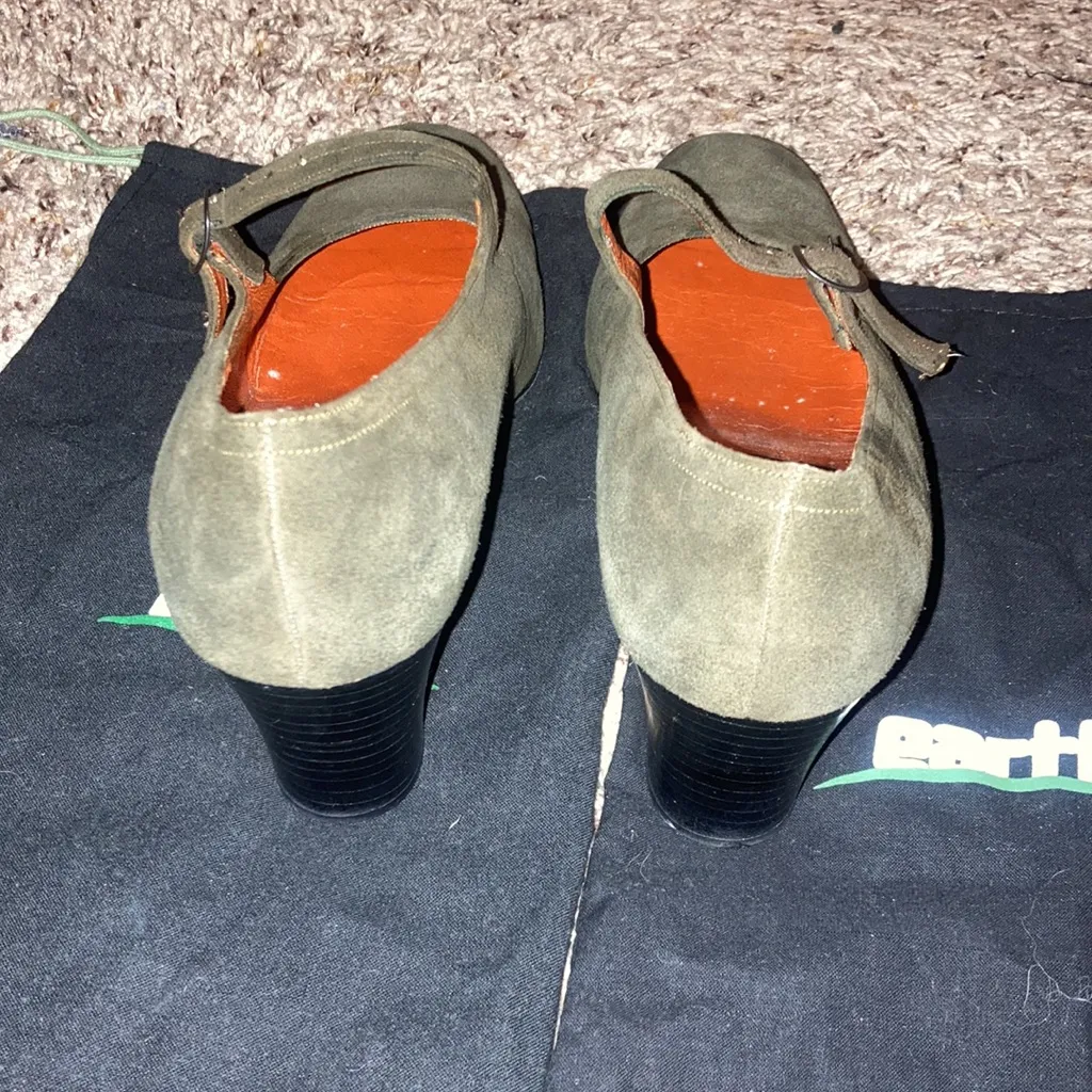 Vintage Olive Green Suede Yves Saint Laurent Paris Mary Jane Shoes Size 8 - Image 5