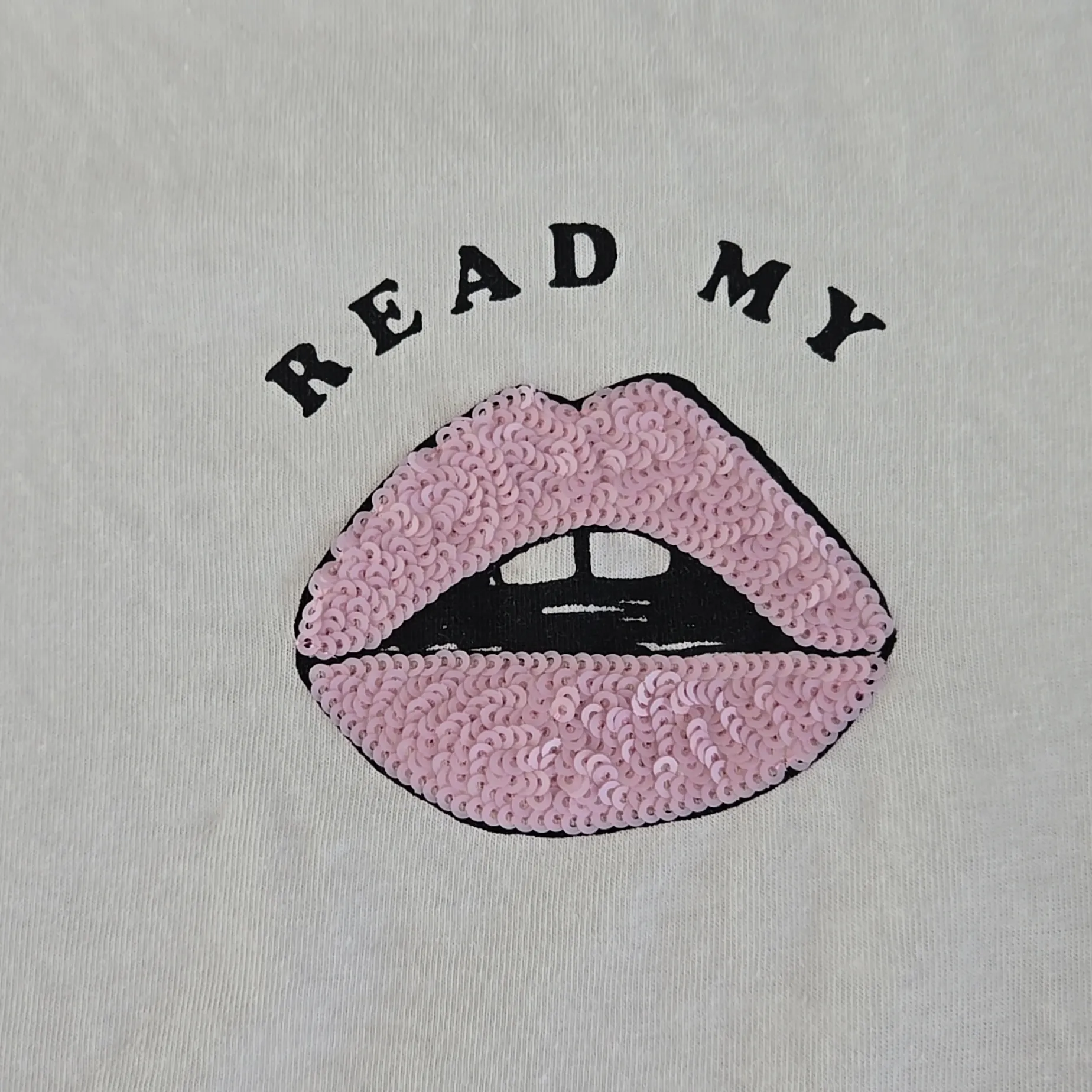 Topshop White T-Shirt with Pink Sequin Lip Graphic Size 4 - Image 2