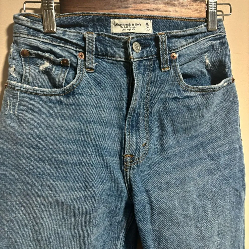 Abercrombie & Fitch Ultra High Rise Ankle Straight Jean Size 0 (25S) - Image 7