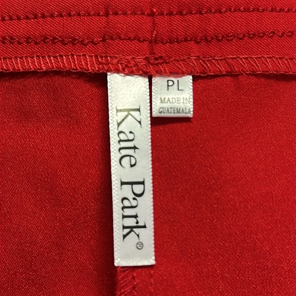 Kate Park Red Bermuda Rayon Stretch High Rise Buckle Tab Pull On Shorts Petite L Size undefined - Image 9