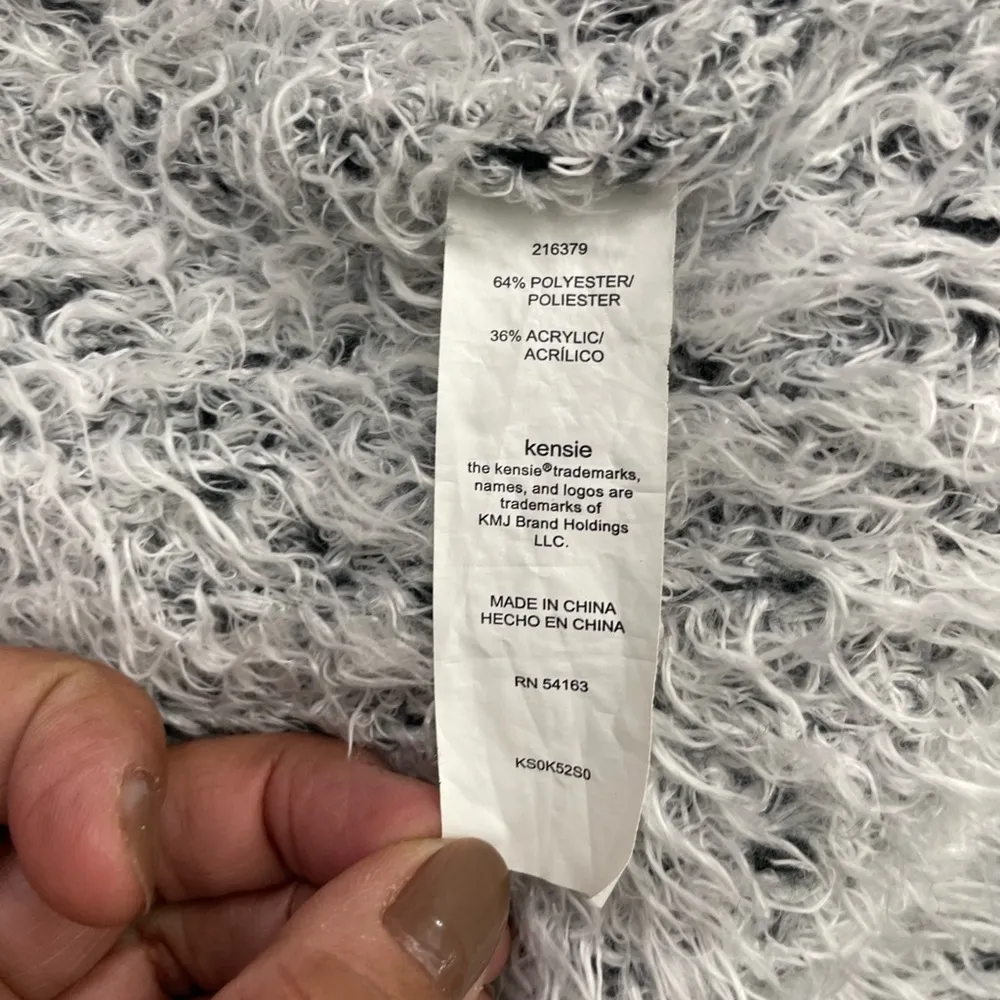 Kensie Eyelash Textured Cardigan Sweater size L - Image 5