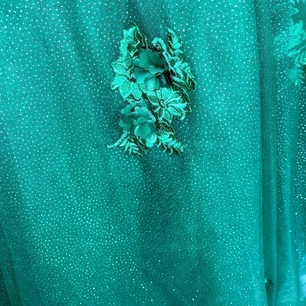 Sparkly Hunter Green Prom/ Quinceañera Dress Size 8 - Image 11