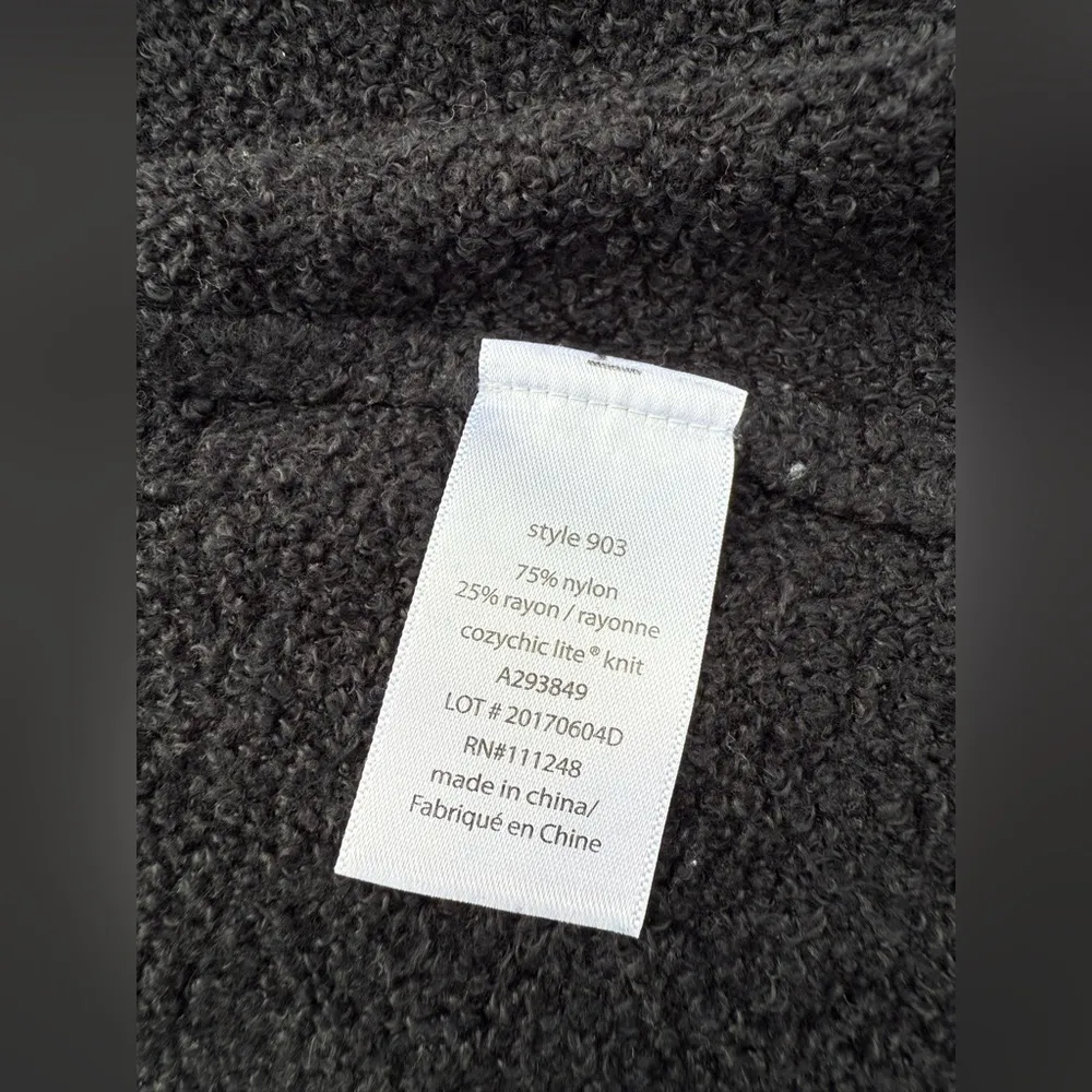 Barefoot dreams CozyChic Lite Island Wrap, Size S/M - Image 5