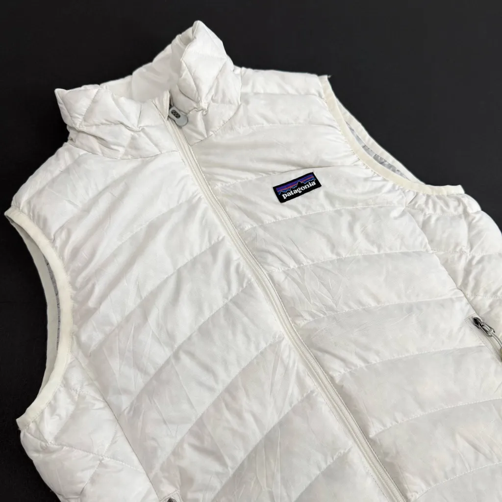 Patagonia Women’s Down Sweater Vest White Sz S - Image 2
