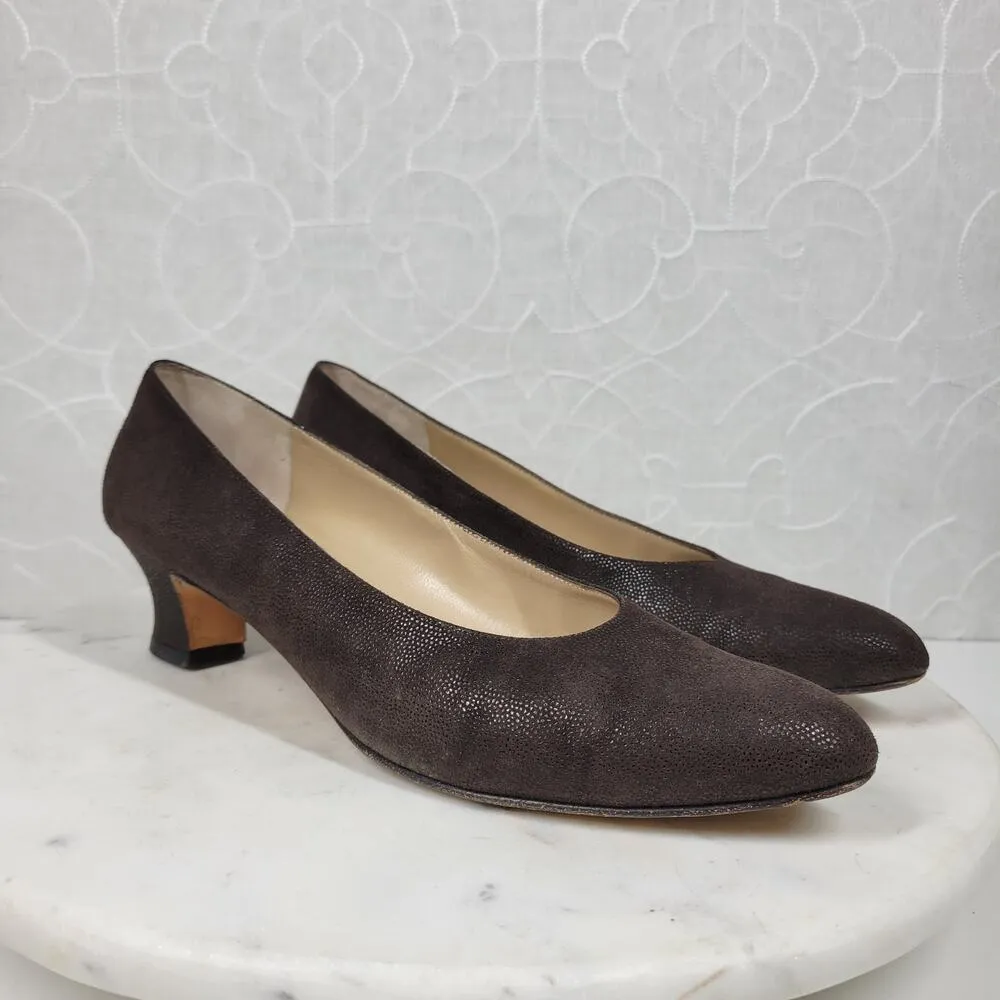 Salvatore Ferragamo Pumps Womens 9.5 AA Brown Calf Leather Block Kitten Heel - Image 4