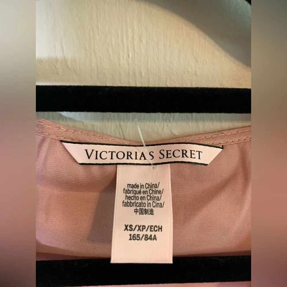 Victoria’s Secret Blush Pink Romper size XS‎ - Image 3