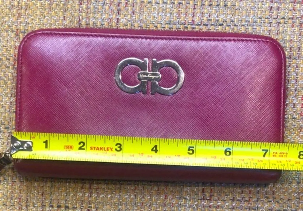 SALVATORE FERRAGAMO Gancini Hot Pink Full Zip Bifold Leather Wallet COMES in BOX - Image 7