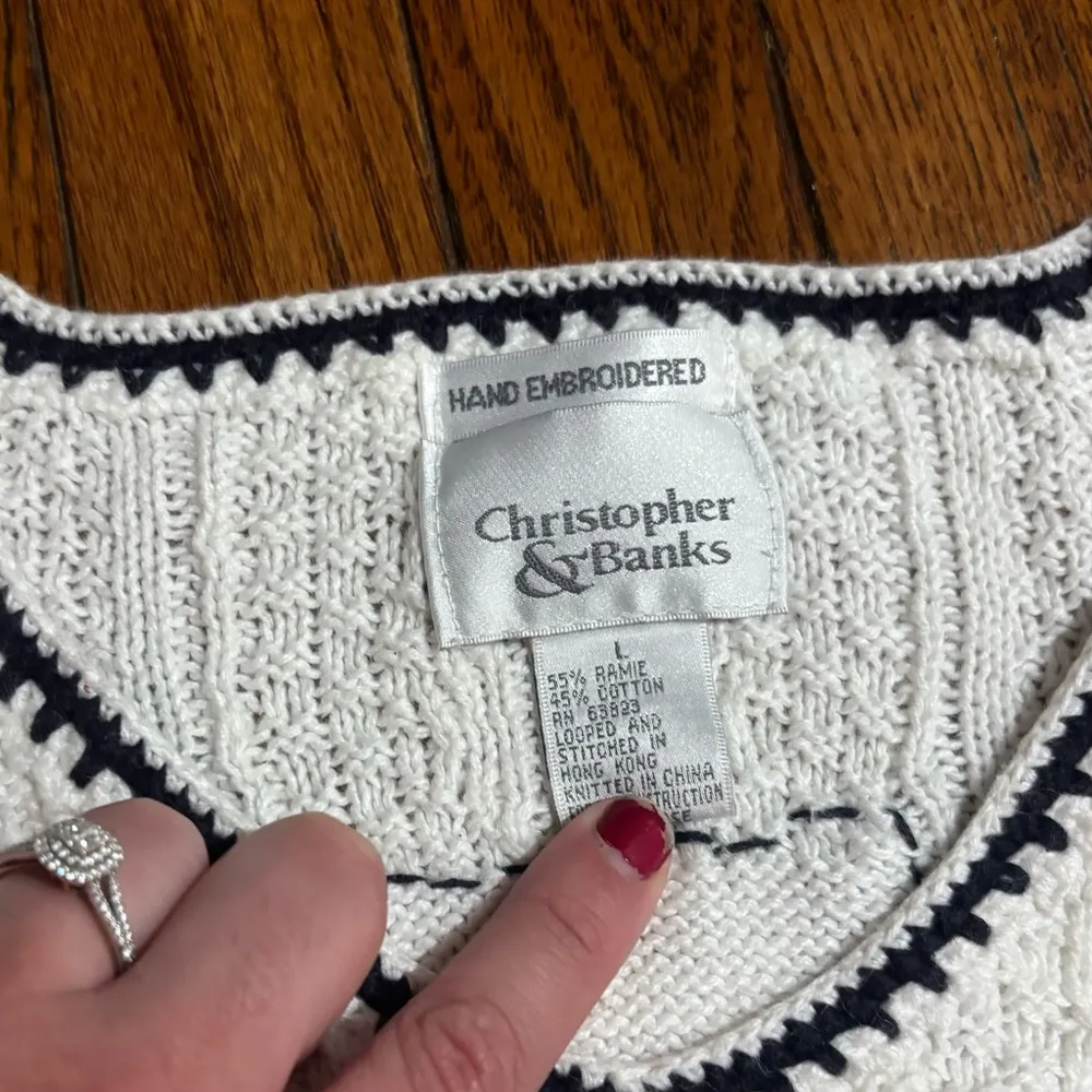 Christopher & Banks  white cable knit sweater with patriotic patch, size Large​ - Image 3