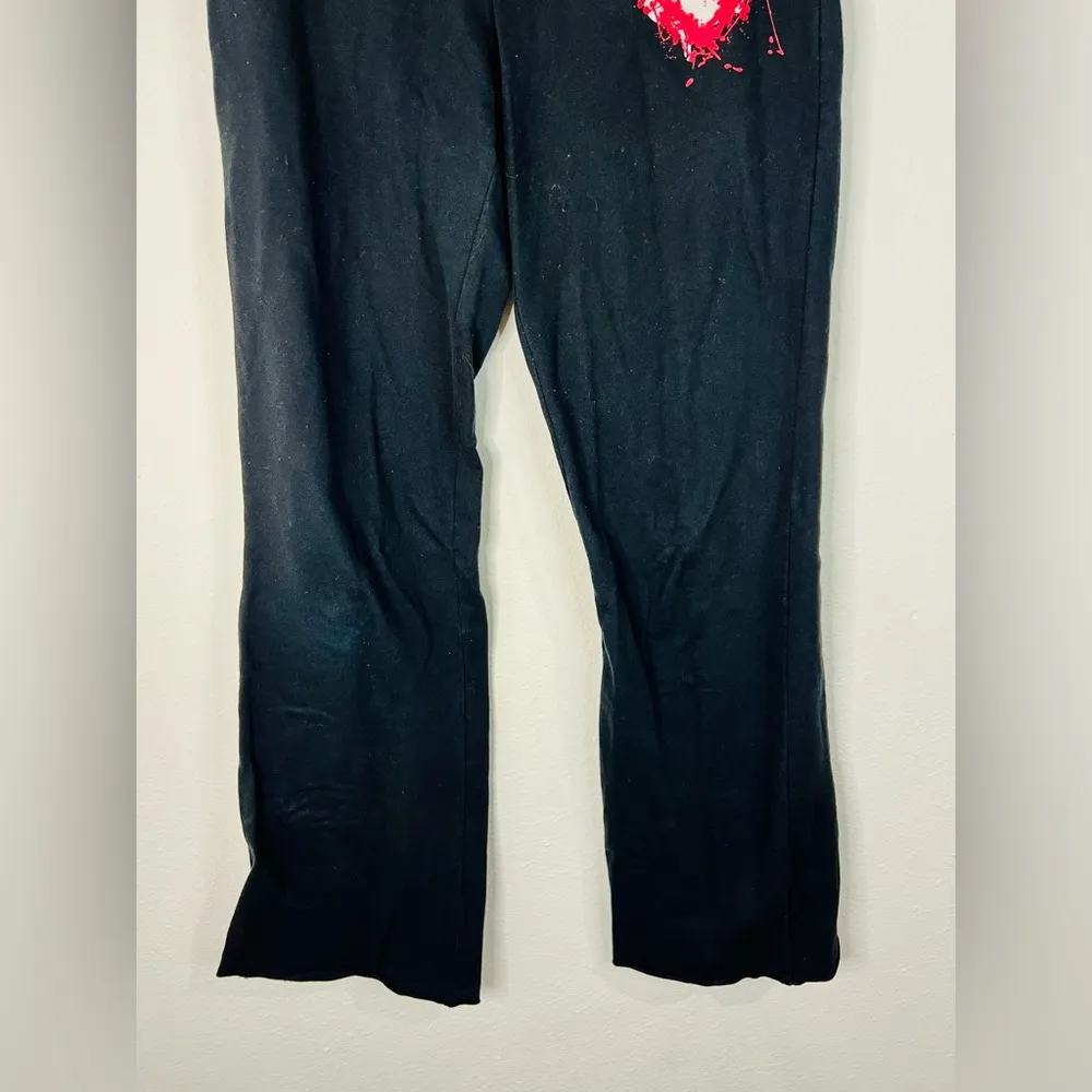 Tarea by Rue21 Women’s Black Flare Lounge Pants Pink Heart Graphic Size Small - Image 5