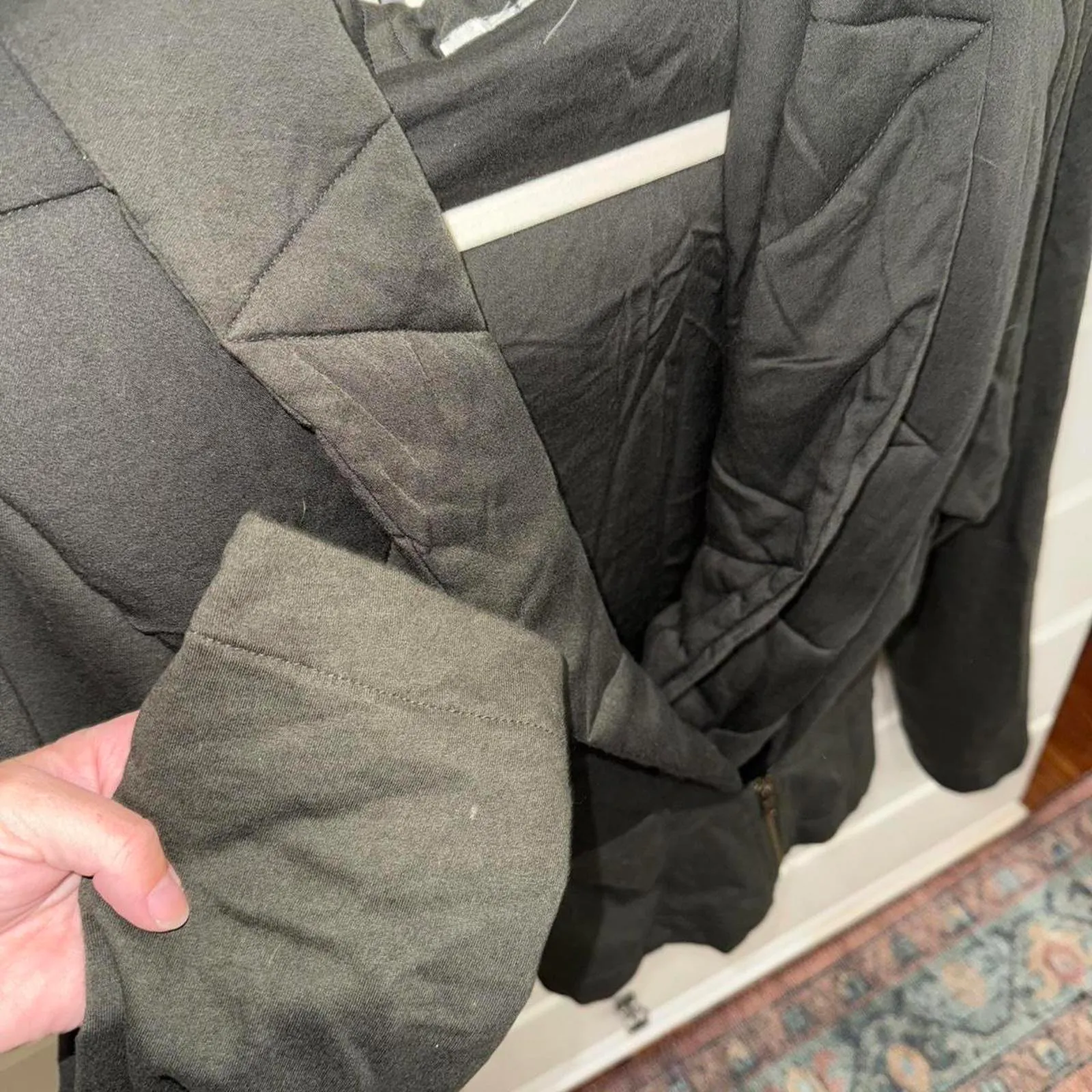 Young Fabulous & Broke Light Quilted Jacket Size medium - Image 4