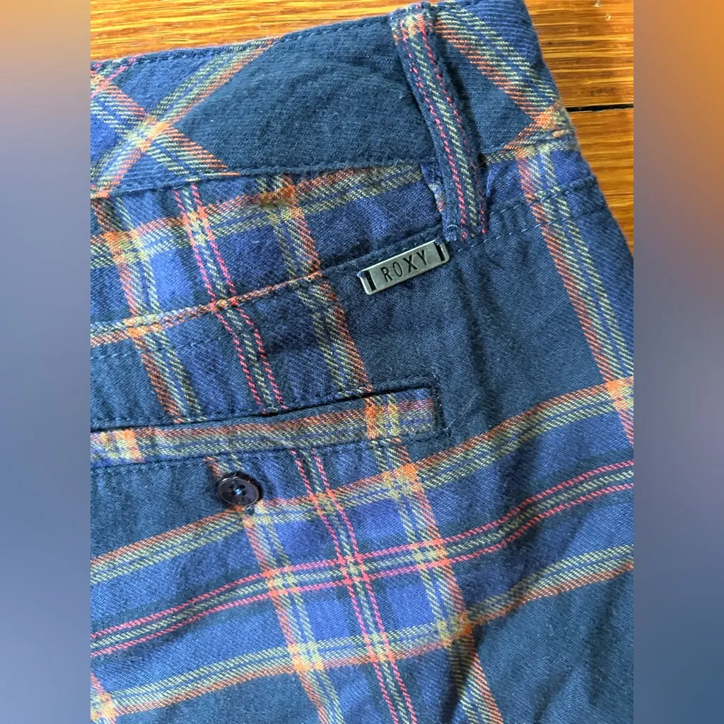 Roxy Vintage Plaid Shorts - Image 5