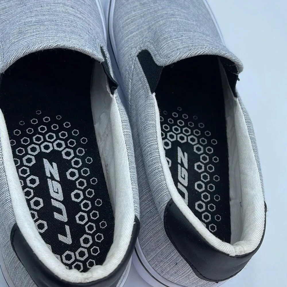 Lugz size 8.5 woman’s clipper classic slip on Silver - Image 7