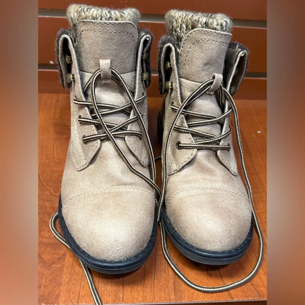 Cliffs by WHITE MOUNTAIN Taupe Combat Boots Tan Size 6 - Image 2