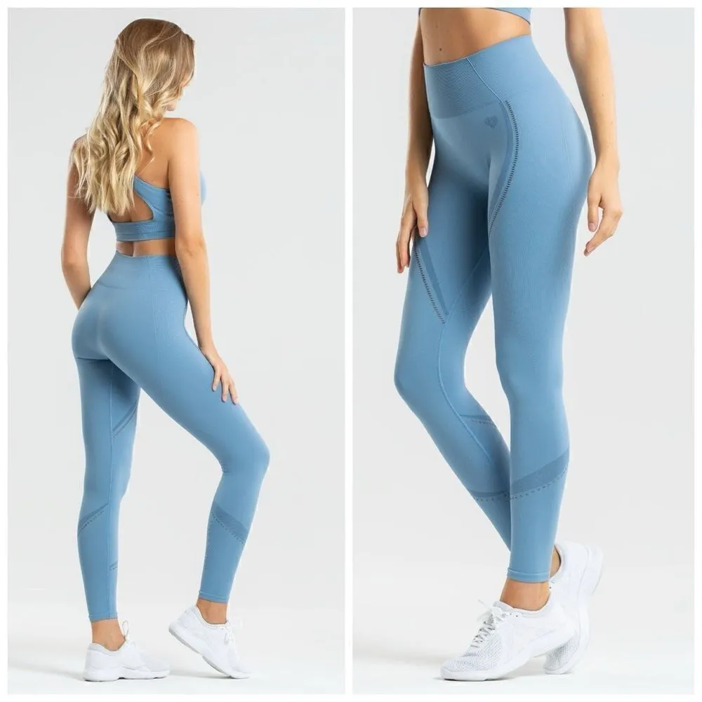 Women’s Best Renew Seamless Leggings in Coastal Blue Like New XL - Image 2