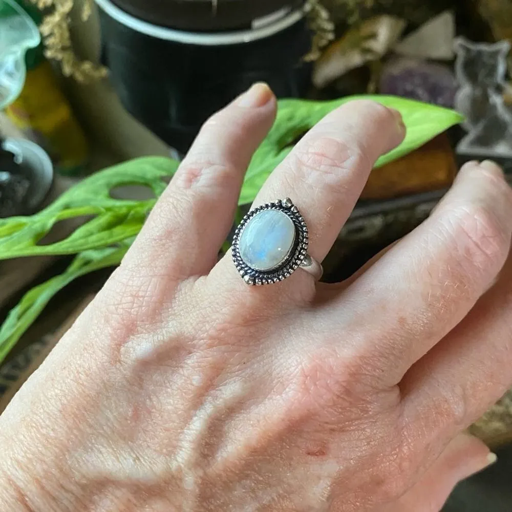 Moonstone Sterling Silver Ring Size 7 Silver - Image 3