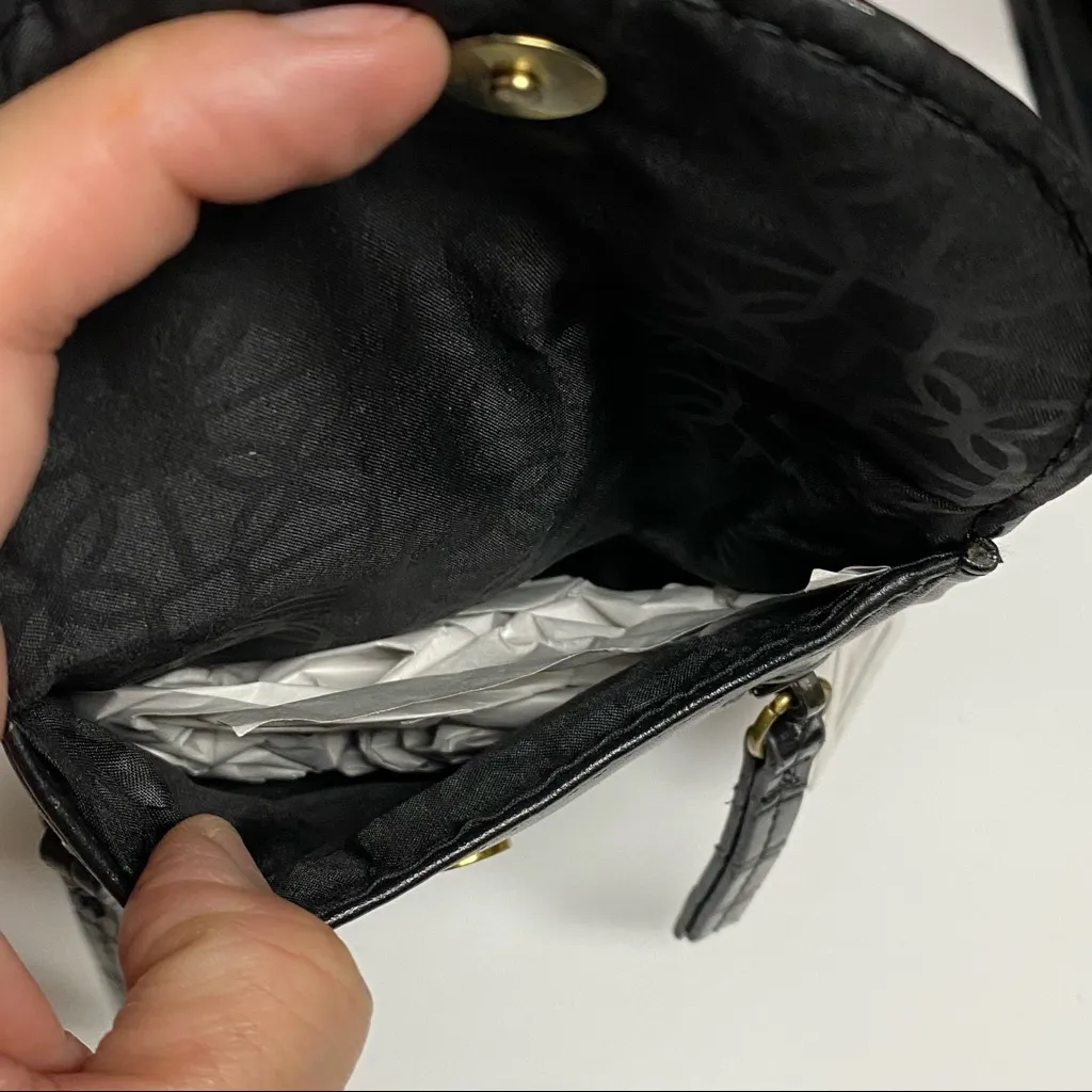 Time And Tru Cellie Shoulder Crossbody Strap Small Snap Purse - Image 7