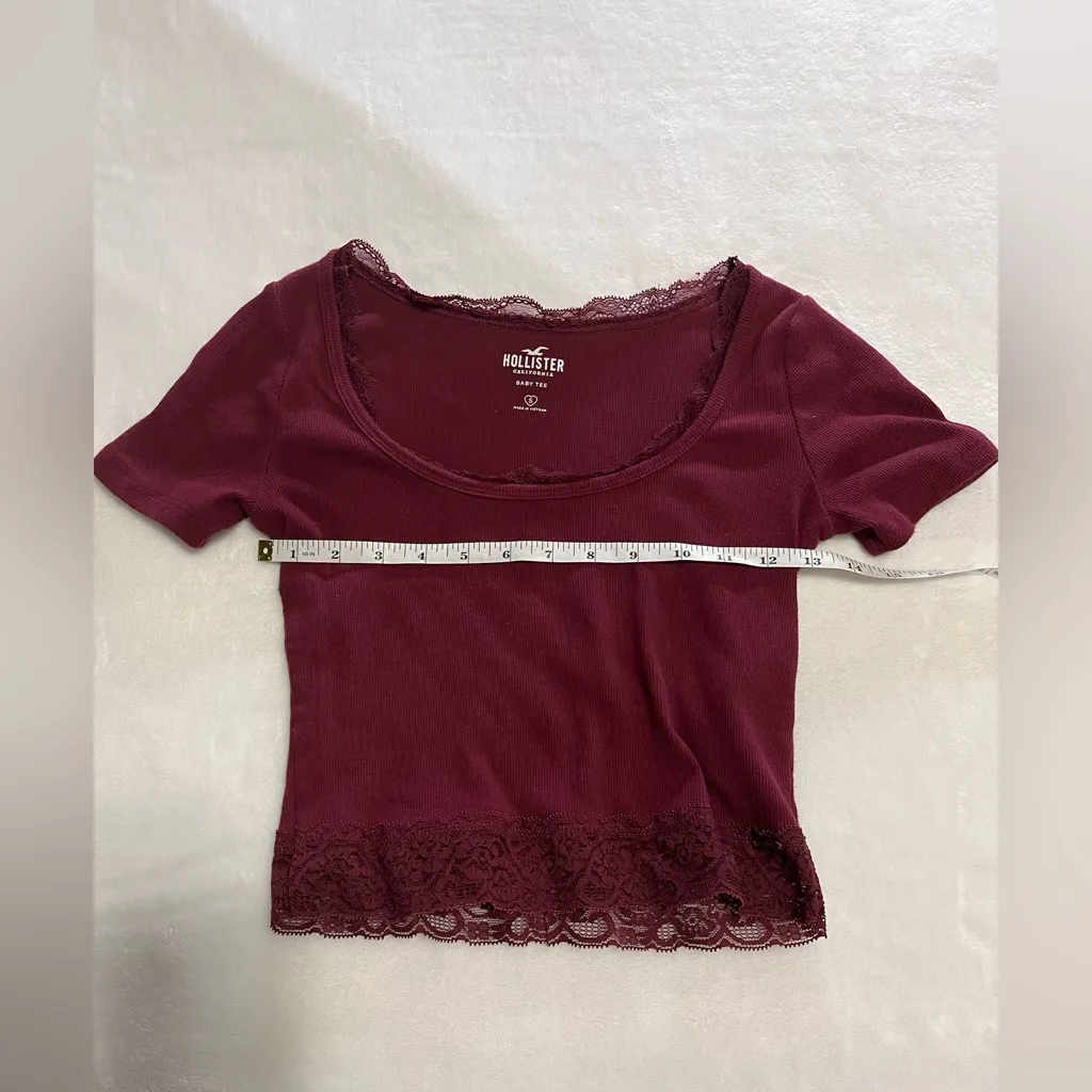 HOLLISTER Red Wine Ribbed Baby Tee Lace Trim Women’s Short Sleeve Top Sz S EUC - Image 7