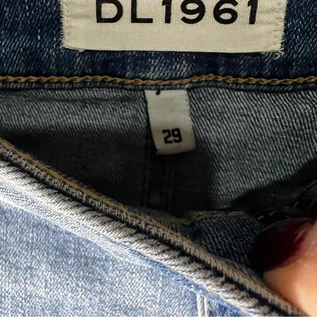 DL1961 Florence Instasculpt Crop Belmont Skinny Mixed Denim Jeans - Image 9