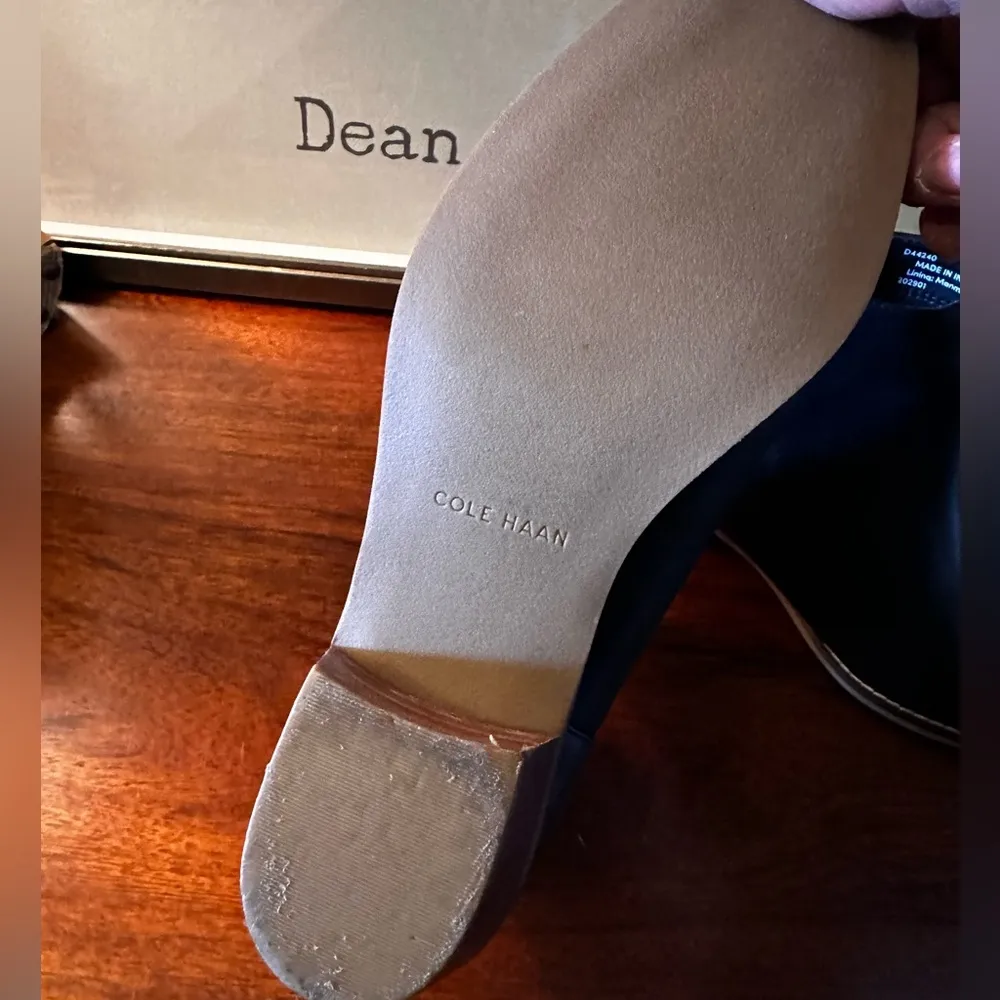 Cole Haan Abbot pull on leather Bootie in black sz 8.5 - Image 9