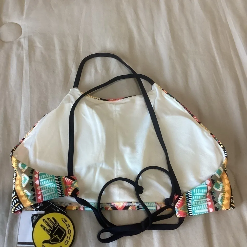 Body Glove bikini Culture small top xsmall bottoms - Image 6