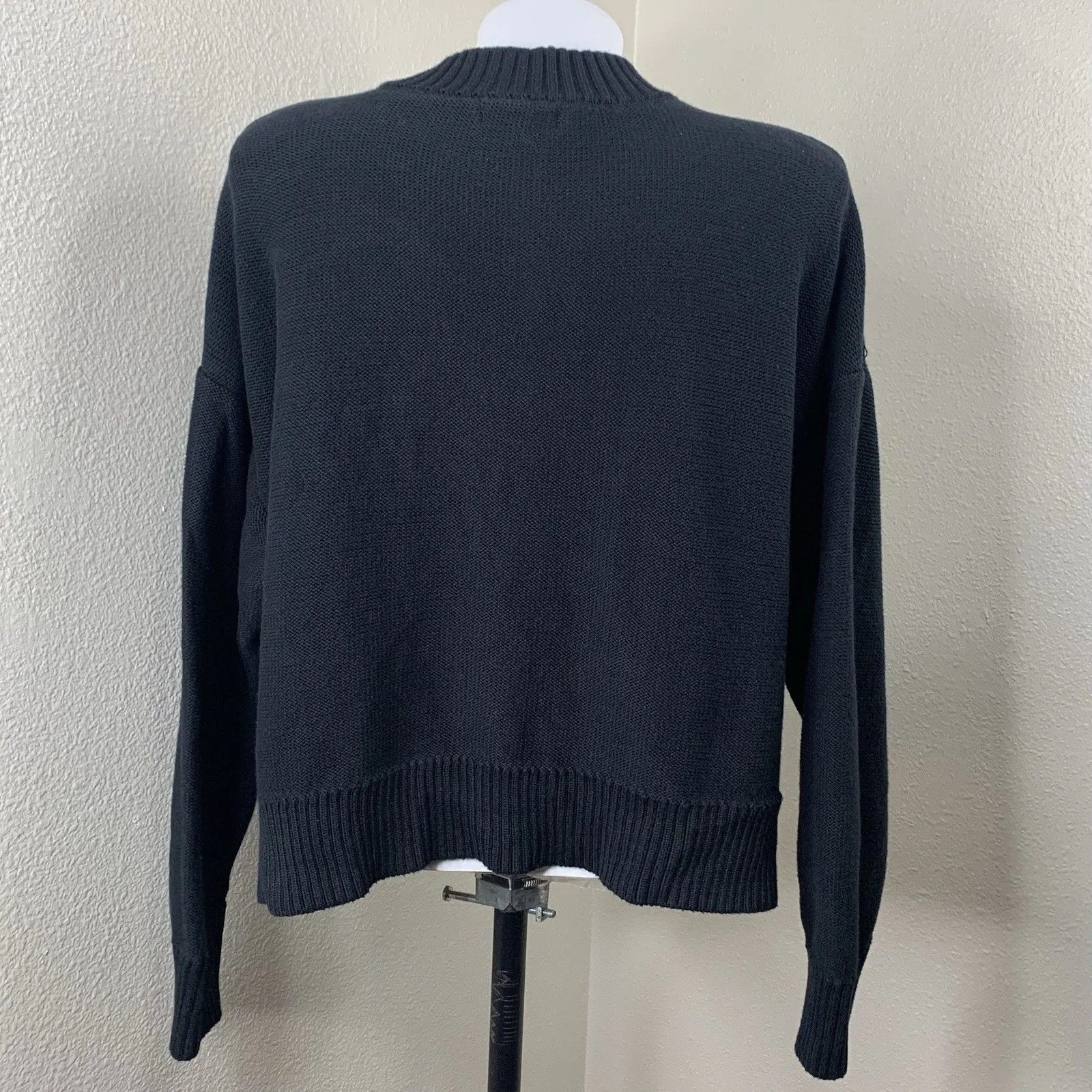 Quince 100% Organic Cotton Cropped Cardigan Black Sz L Sweater Big Buttons - Image 4