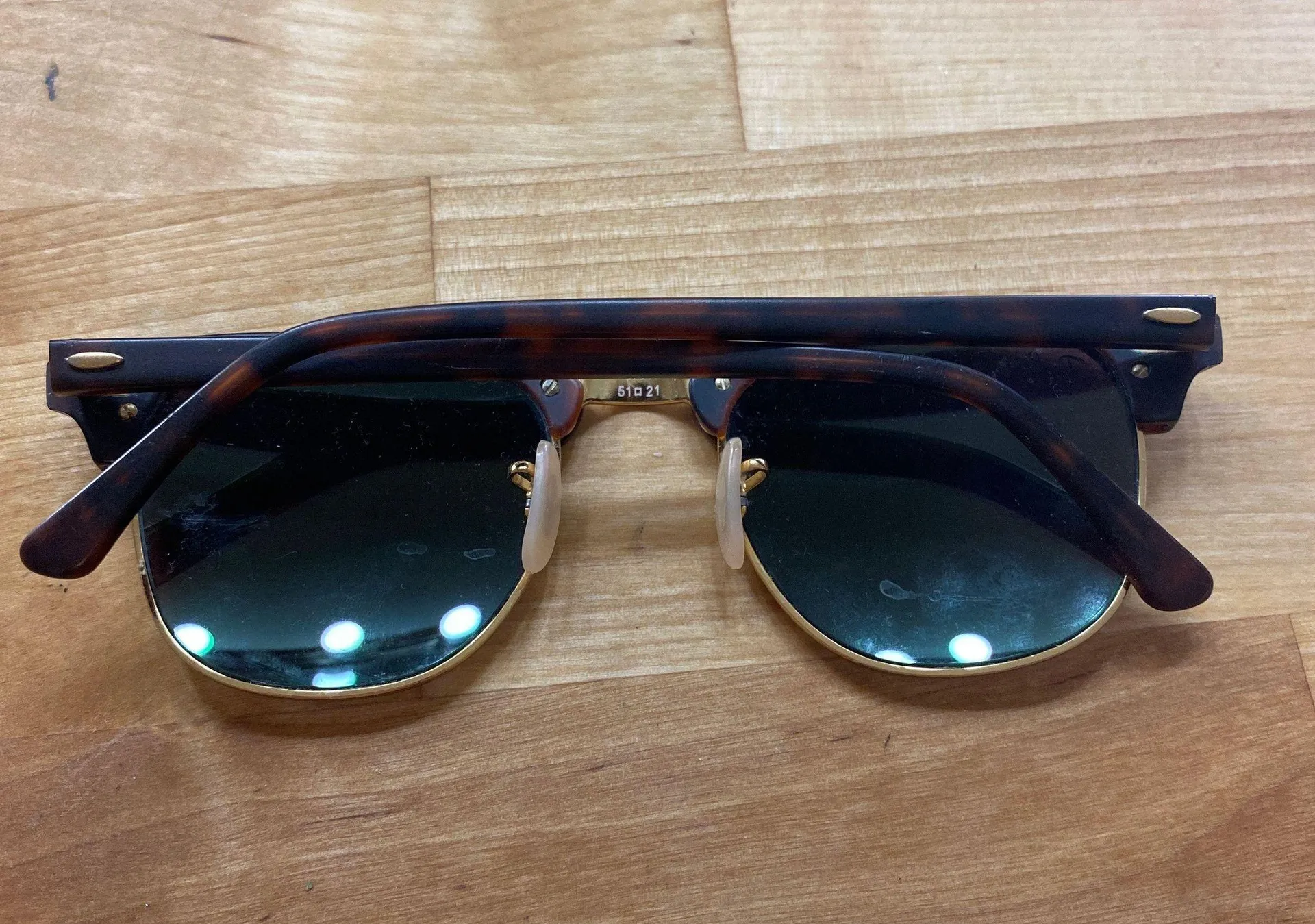 Ray-Ban Clubmaster Tortoise RB3016 - Image 2