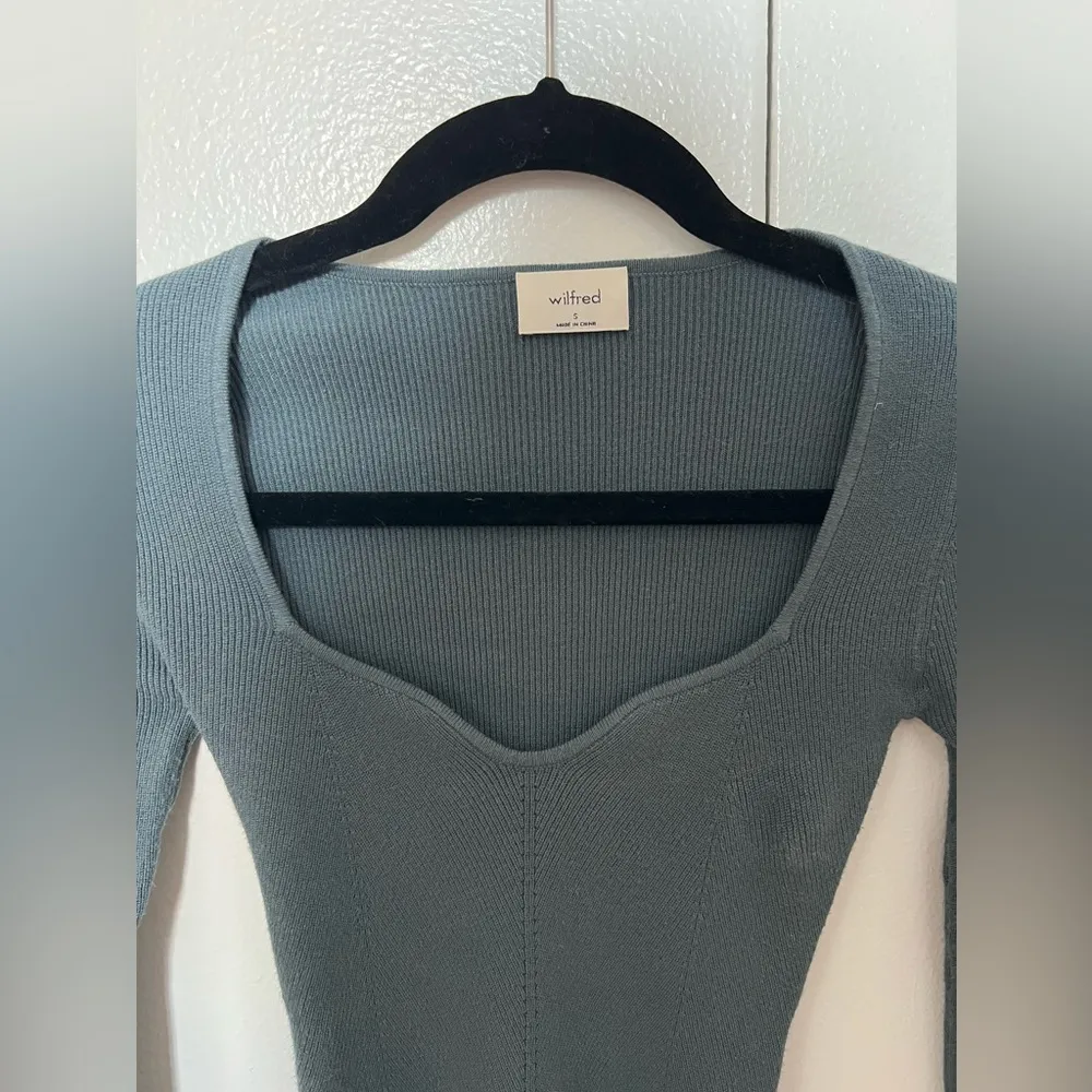 Aritzia Wilfred Tuscany Sweater - Image 3