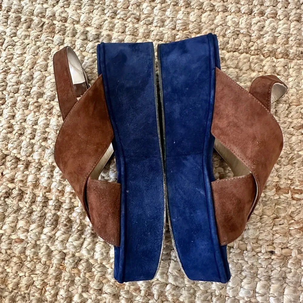THEORY BJANKA CRISS CROSS SUEDE WEDGE SANDALS NAVY & TAN SZ 38 - Image 3