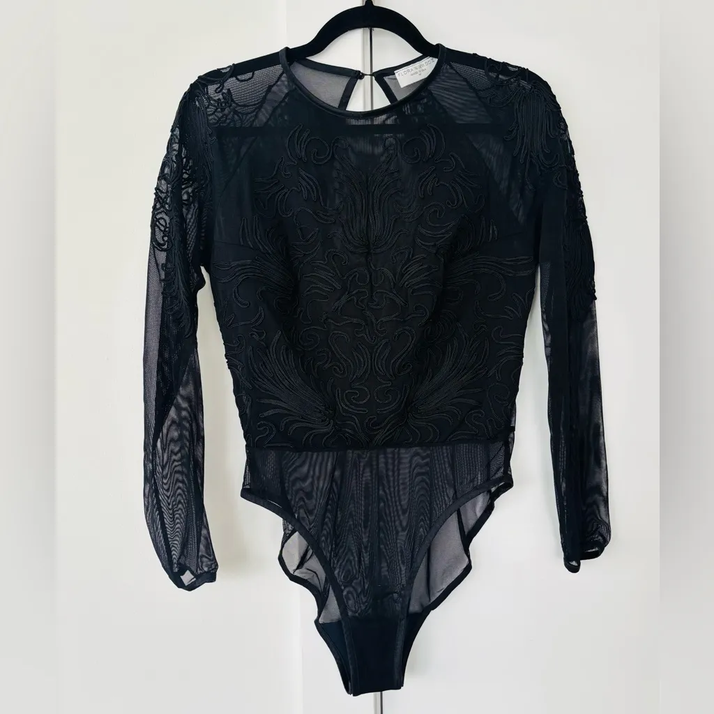 Flora Nikrooz VTG  Black Lace Body Suit size M - Image 2