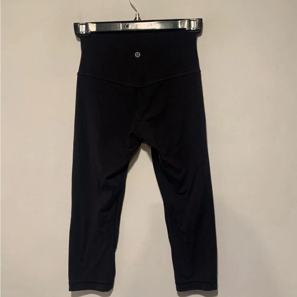 Lululemon Align Crop‎ Black Size 4 Flawed See Pics Athletic Running Yoga - Image 4