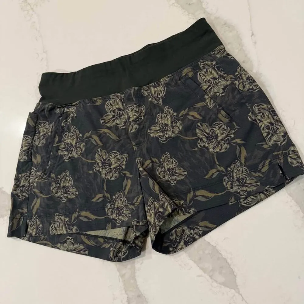 Athleta Trekkie North Floral Printed Shorts Women's 8 Terra Firma Olive Pull On - Image 2