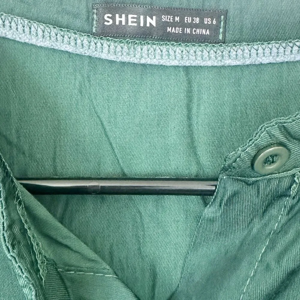 Retro Green Button Up Rolled Short Sleeve Blouse - Size: Medium - Image 3