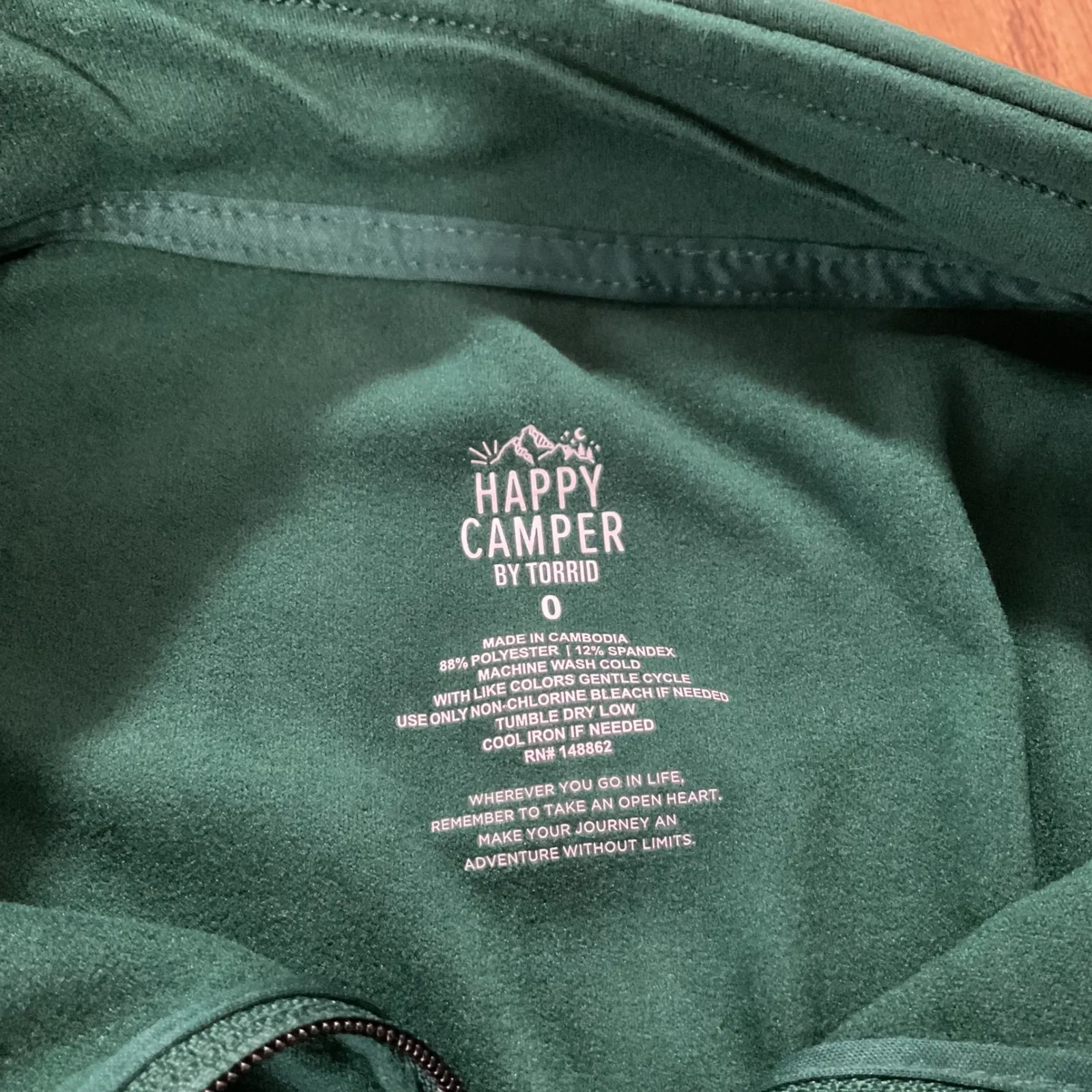 Happy Camper by Torrid Women's Green Micro Fleece Pullover Sweatshirt Size 0 Size L - Image 4