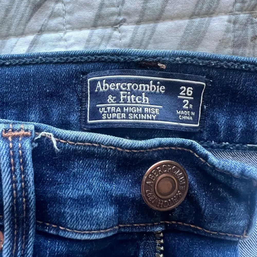 Abercrombie ulta high rise super skinny jeans - Image 4