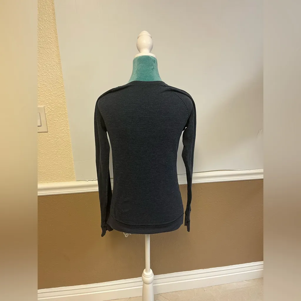 Lululemon Open‎ Your Heart Long Sleeve Reversible Classic Stripe Heathered - Image 9