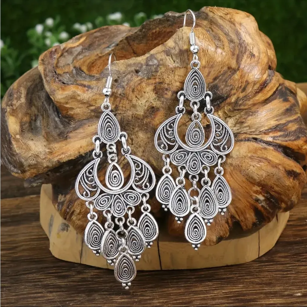 Exquisite Vintage Style Chandelier Earrings Retro Silver‎ Tribal Design Silver - Image 4