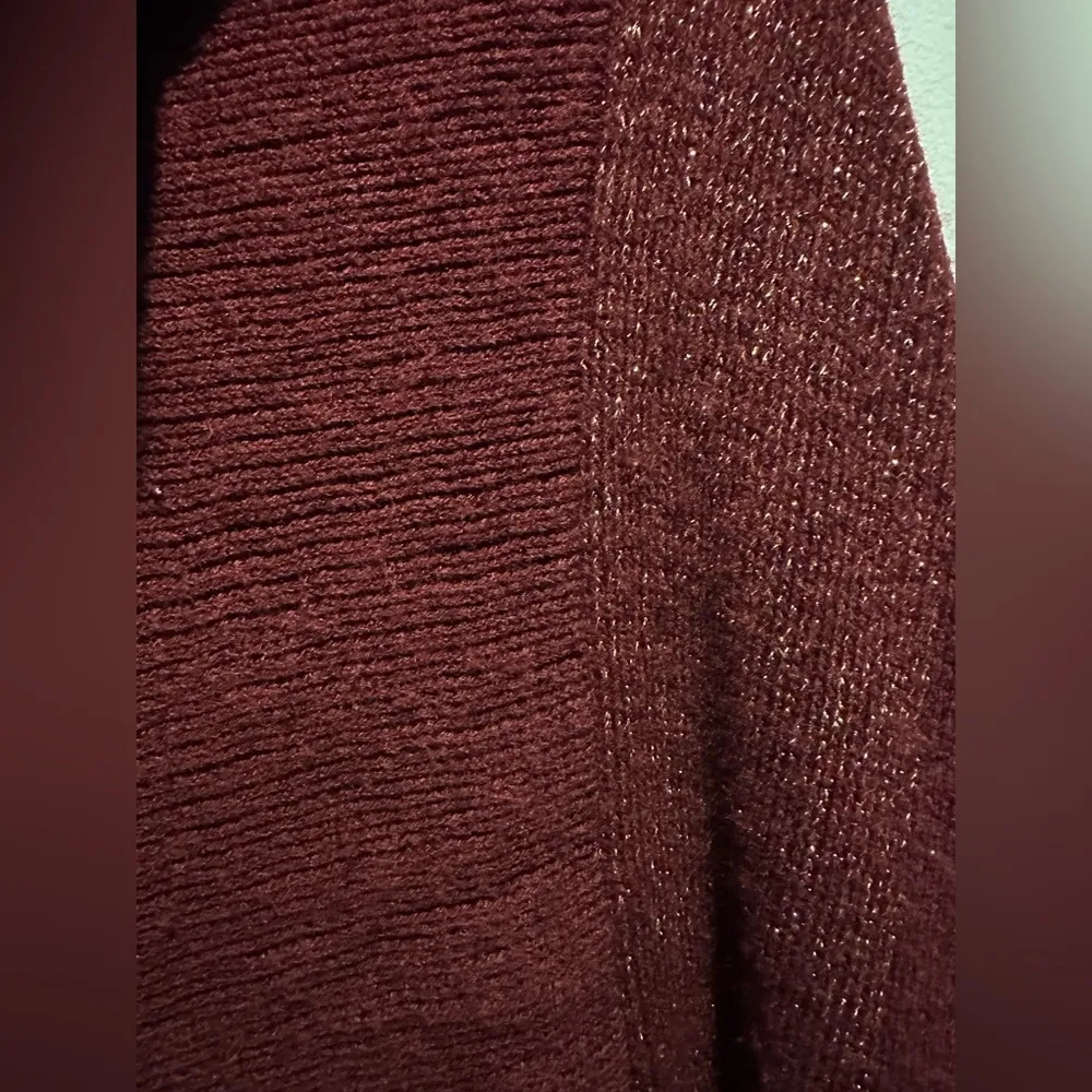 Burgundy turtleneck poncho gold threading Red Size undefined - Image 5
