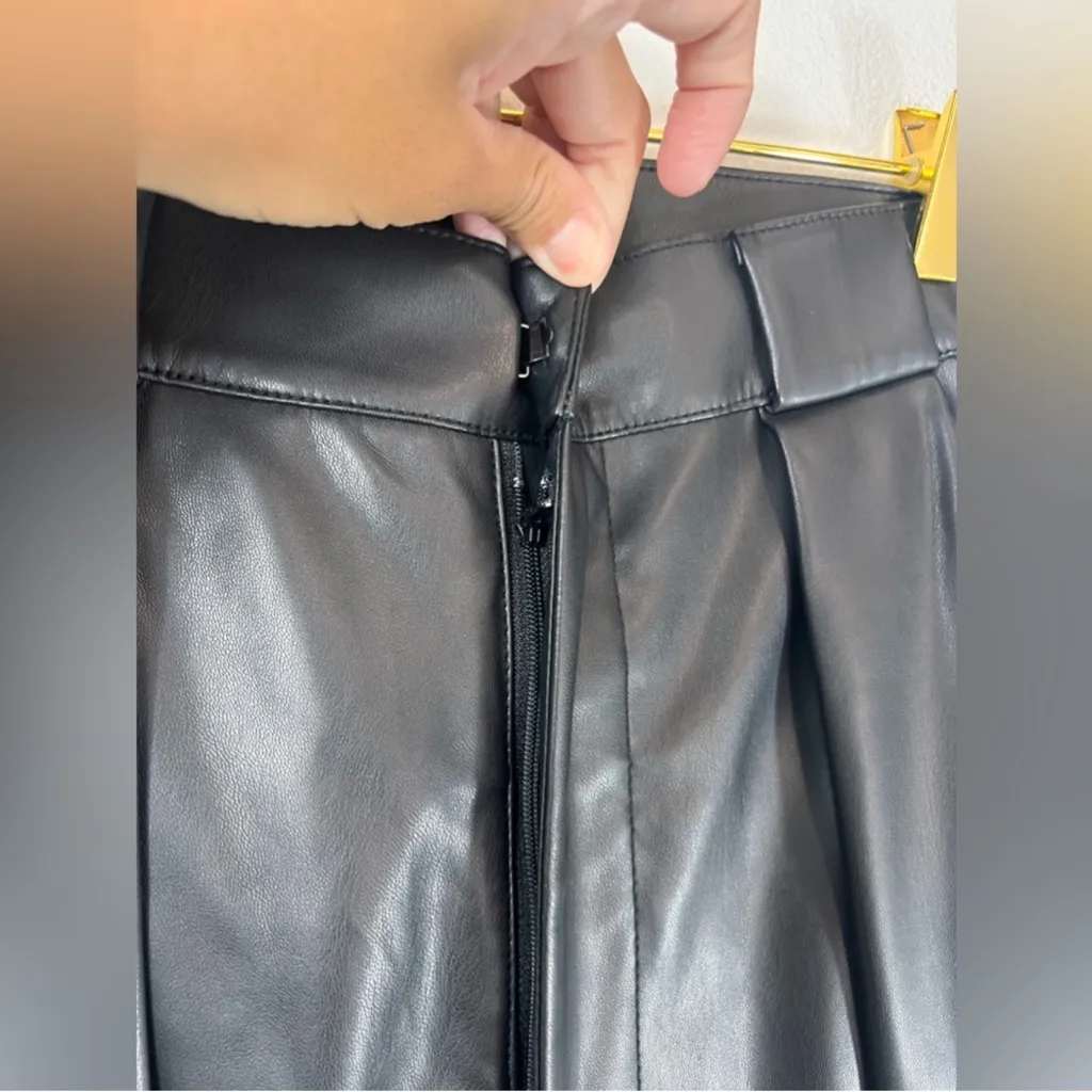 MOTHER NWT High Waist Tunnel Vision Pleated Wide Leg Faux Leather Pants Size 27 Black - Image 5