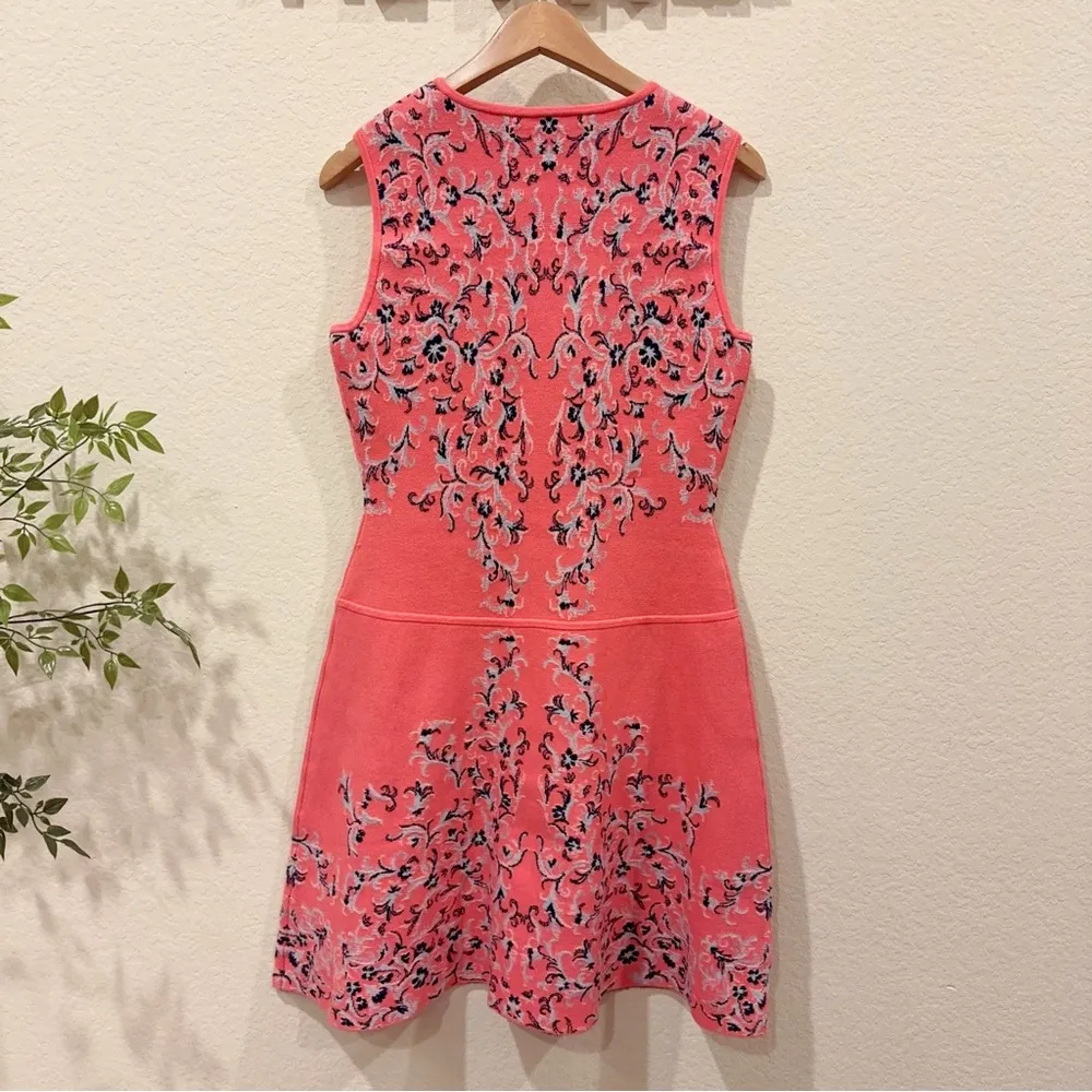 BCBGMaxazria Pink Floral Sleeveless Knit Bodycon Mini Dress Size M Pre-Owned - Image 11