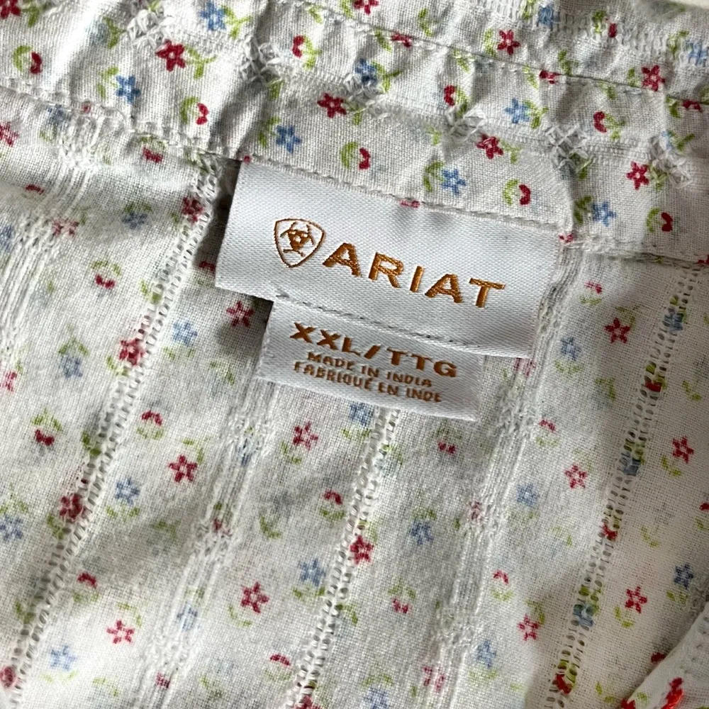 ARIAT Star Floral Print Shirt Snaps. Red Stitching Western Yoke Womens Size XXL - Image 6