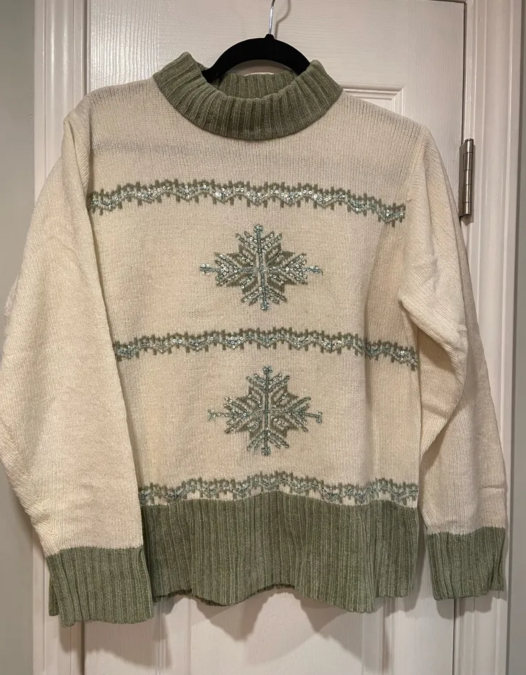 VTG JENNY Size L Snowflake Sweater Beaded Sequin Knit Winter Holiday Green Cream Size L - Image 1