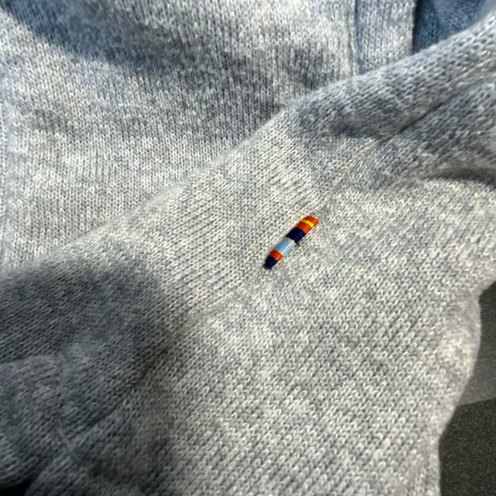 Women’s Mondetta Heather Gray Fleece Hoodie Canada Embossed Size med Front Zip - Image 4